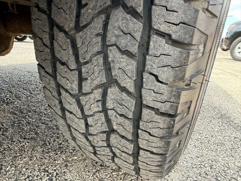 Used 2001 Ford F150 Lariat RWD image 10