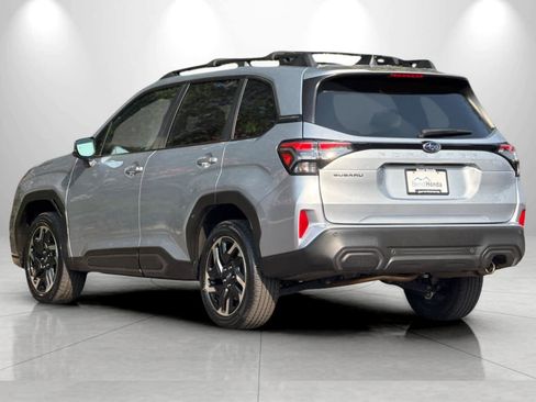 Used 2025 Subaru Forester Limited AWD/4WD image 6