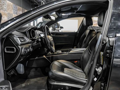 Used 2019 Maserati Ghibli S GranLusso AWD/4WD image 4