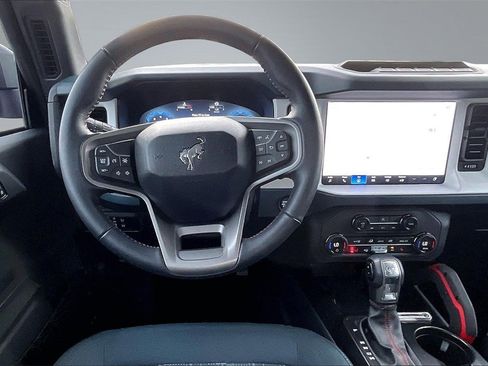 Used 2025 Ford Bronco Heritage Edition image 5