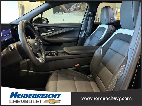 Used 2024 Chevrolet Blazer EV LT AWD/4WD image 13