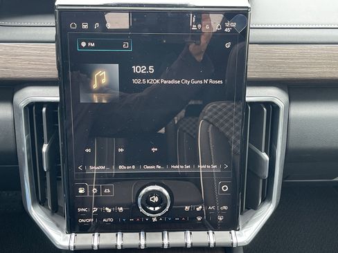 New 2026 GMC Acadia Denali w/ Super Cruise Package image 48