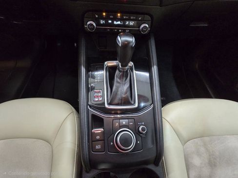 Used 2019 MAZDA CX-5 Touring FWD image 25