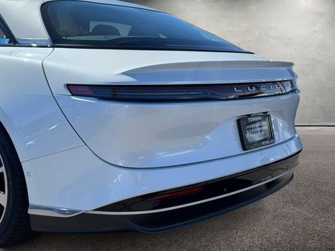 Used 2023 Lucid Air Touring image 23