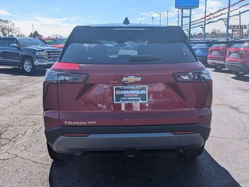 New 2026 Chevrolet Equinox LT w/ Convenience Package II image 6