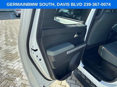 Used 2025 Toyota Tacoma 4x4 Double Cab Hybrid image 32