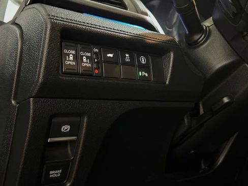 Used 2023 Honda Odyssey Elite image 46