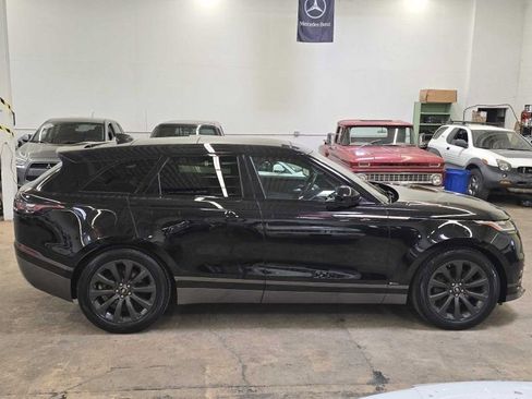 Used 2018 Land Rover Range Rover Velar R-Dynamic SE AWD/4WD image 17