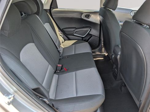 Used 2024 Kia Soul S FWD image 12