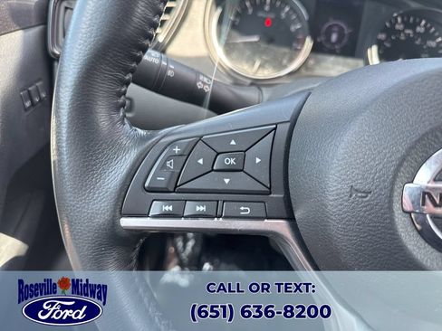Used 2018 Nissan Rogue SV w/ Premium Package AWD/4WD image 23