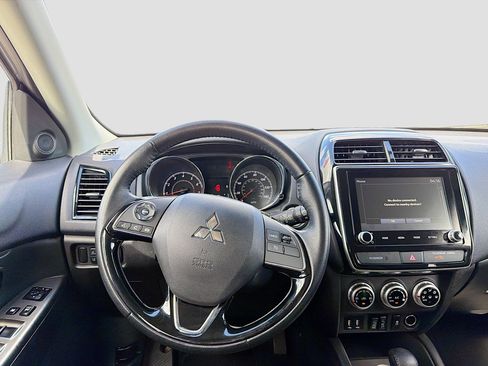 Used 2024 Mitsubishi Outlander Sport SE image 17
