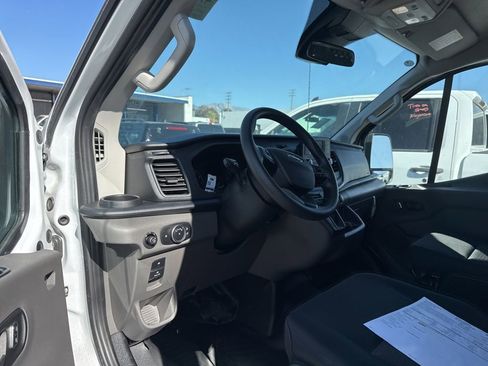 Used 2024 Ford Transit 250 Low Roof w/ Exterior Upgrade Package image 6