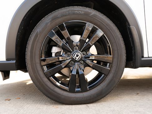 Used 2026 Honda HR-V Sport image 14