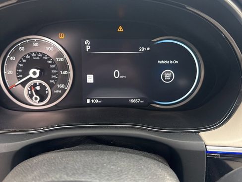 Used 2023 Genesis GV70 2.5T w/ Advanced Package image 6