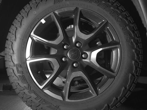 Used 2025 Jeep Compass Trailhawk image 15