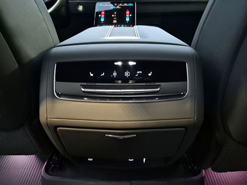 Used 2026 Cadillac Escalade 2WD w/ LPO, Floor Liner Package image 21