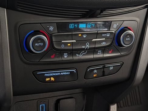 Used 2019 Ford Escape SEL image 15