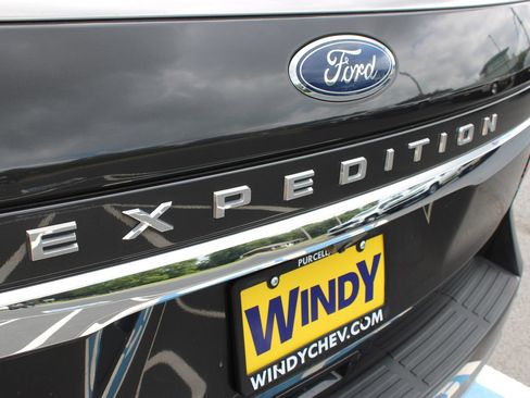 Used 2024 Ford Expedition Limited AWD/4WD image 31