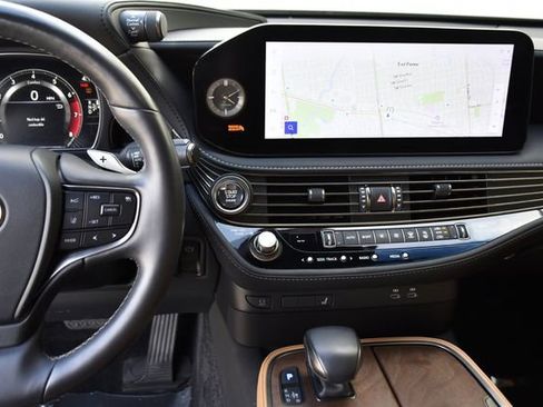 Used 2023 Lexus LS 500 LS 500 image 11