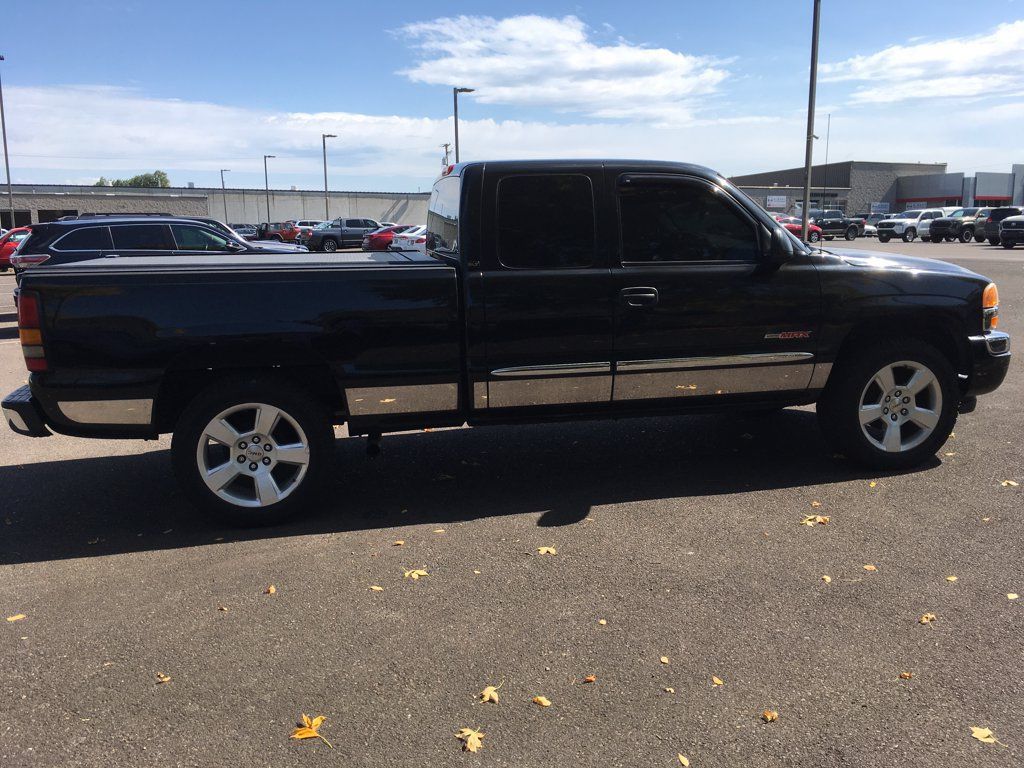 Used 2006 GMC Sierra 1500 SLT w/ Vortecmax Performance Pack AWD/4WD image 7