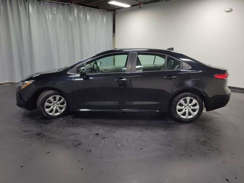 Used 2023 Toyota Corolla LE FWD image 5
