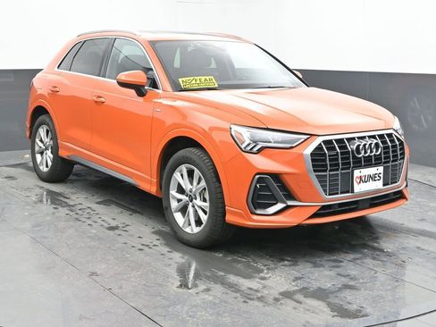 Used 2025 Audi Q3 2.0T Premium image 2
