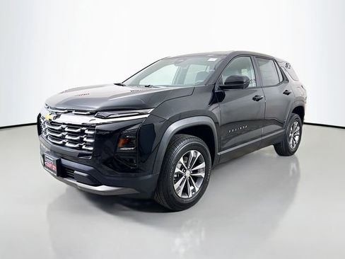 New 2026 Chevrolet Equinox LT image 3