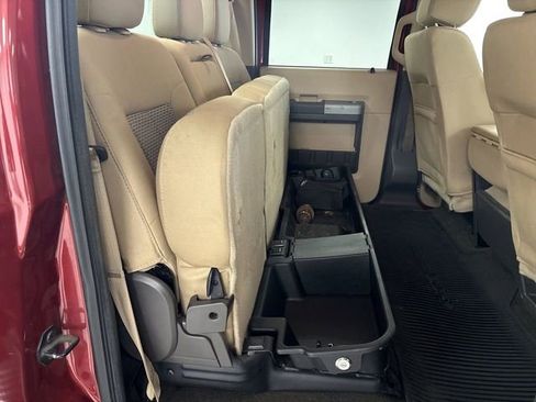 Used 2015 Ford F350 XLT w/ XLT Premium Package image 17