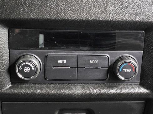 Used 2024 Chevrolet Traverse LT w/ LPO, Floor Liner Package AWD/4WD image 30
