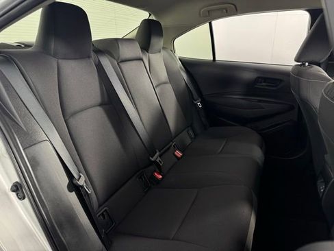 Used 2025 Toyota Corolla LE image 16