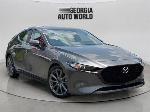 Used 2019 MAZDA MAZDA3 Hatchback w/ Preferred Package FWD image 9
