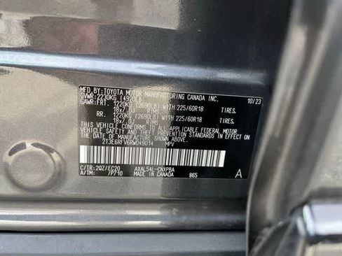 Used 2024 Toyota RAV4 XSE w/ Advanced Technology Package AWD/4WD image 9