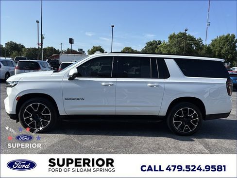 Used 2022 Chevrolet Suburban RST w/ Luxury Package AWD/4WD image 10