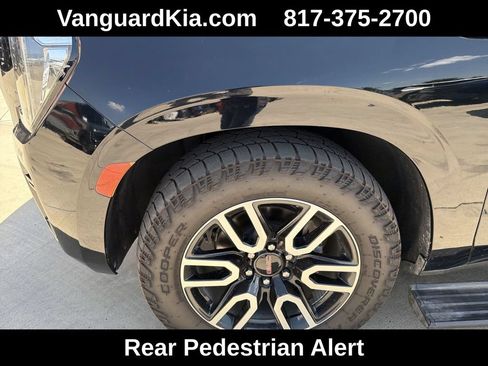 Used 2021 GMC Yukon AT4 w/ AT4 Premium Plus Package AWD/4WD image 22