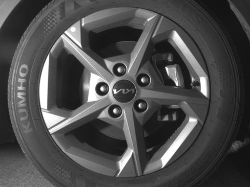 Used 2025 Kia K4 FWD image 13