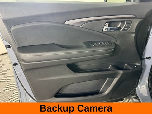 Used 2023 Honda Ridgeline RTL-E image 10