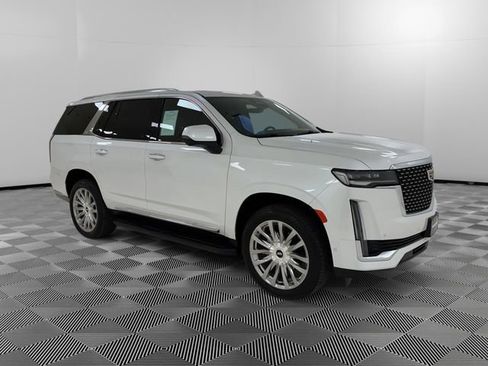 Certified 2024 Cadillac Escalade Premium Luxury w/ Performance Package AWD/4WD image 7