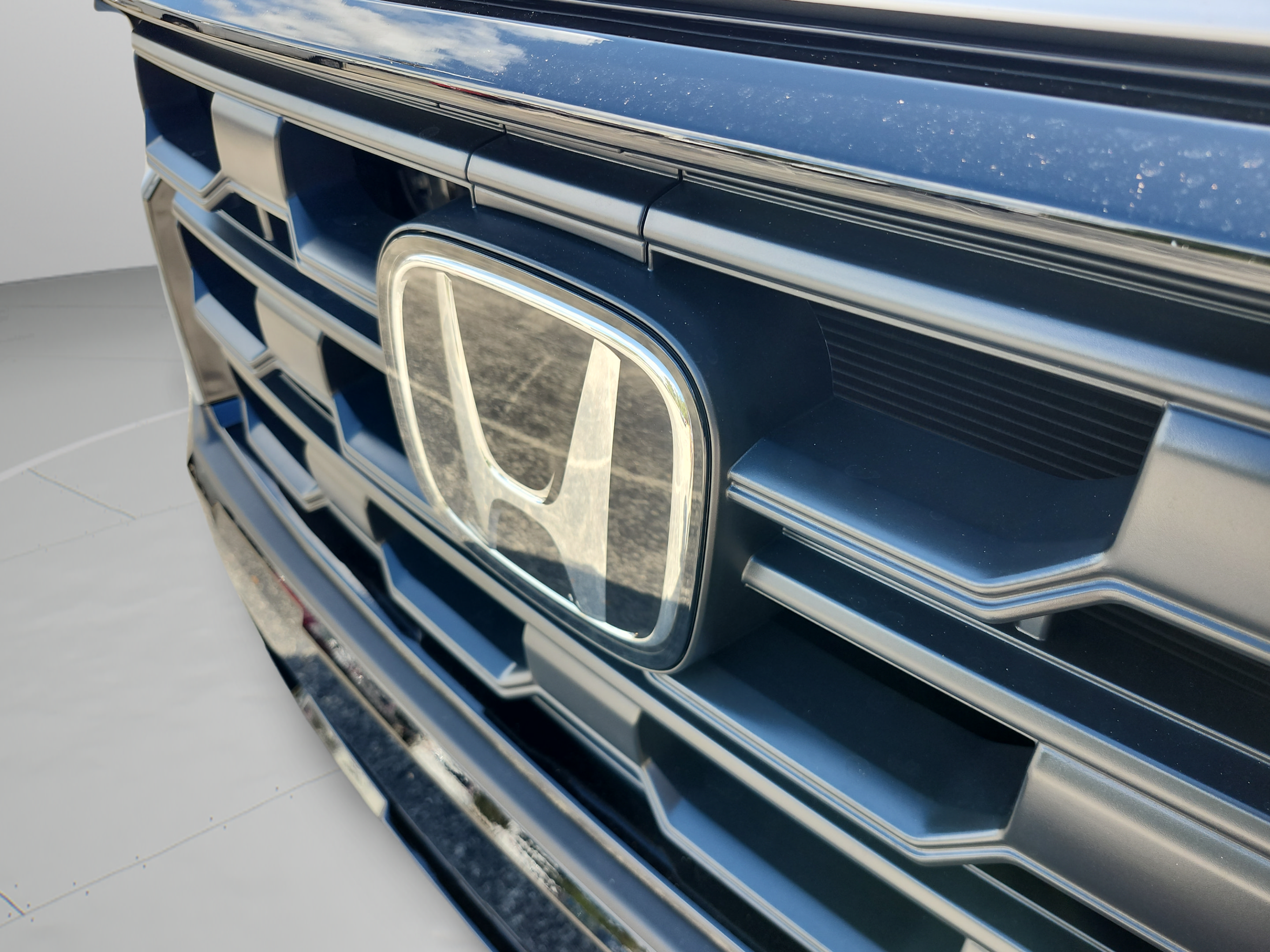 New 2026 Honda Pilot Sport image 25