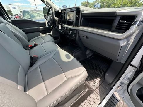 New 2026 Ford F250 XL w/ XL Chrome Package AWD/4WD image 22