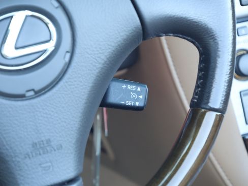 Used 2009 Lexus SC 430 Convertible w/ Preferred Accessory Pkg RWD image 22