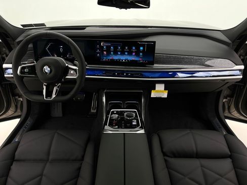 New 2026 BMW 740i xDrive image 14