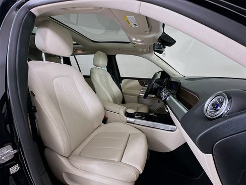 Certified 2023 Mercedes-Benz GLB 250 image 29