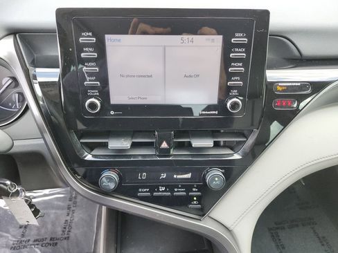 Used 2021 Toyota Camry SE FWD image 23