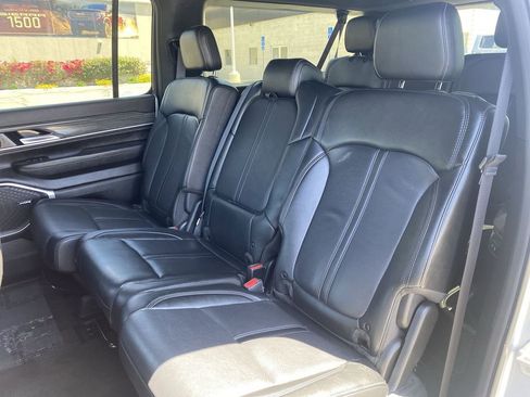 Used 2024 Jeep Wagoneer L Series II w/ Flexible Seating Group AWD/4WD image 25
