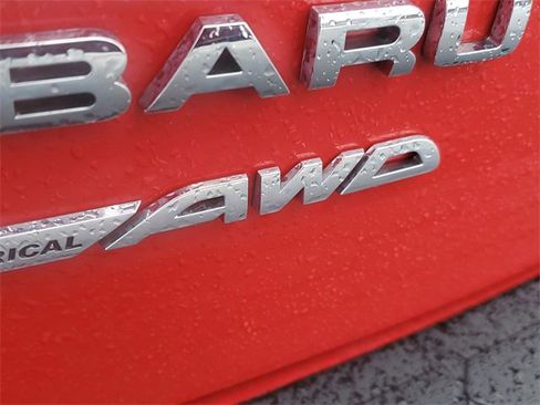 Certified 2023 Subaru Crosstrek 2.0i image 6