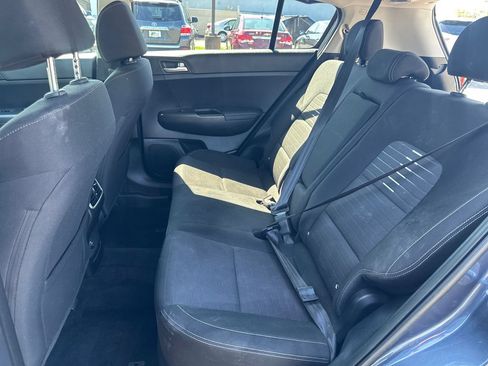 Used 2020 Kia Sportage LX w/ LX Popular Package AWD/4WD image 18
