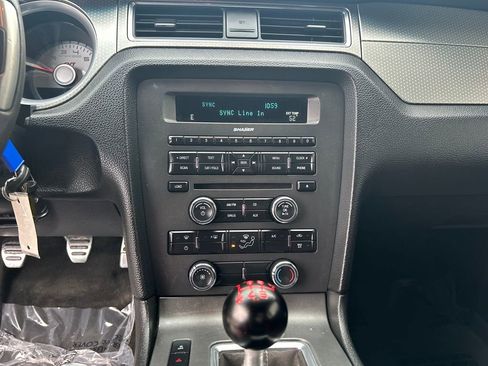 Used 2012 Ford Mustang Shelby GT500 w/ SVT Trackpack image 24