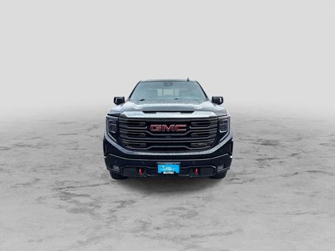 Used 2022 GMC Sierra 1500 AT4 w/ AT4 Premium Package AWD/4WD image 3