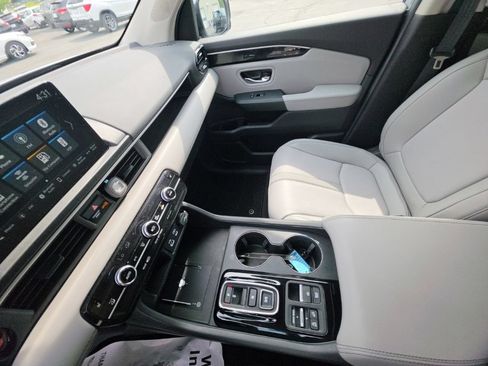 Certified 2025 Honda Pilot EX-L image 22