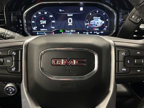 Used 2023 GMC Sierra 1500 SLT AWD/4WD image 15